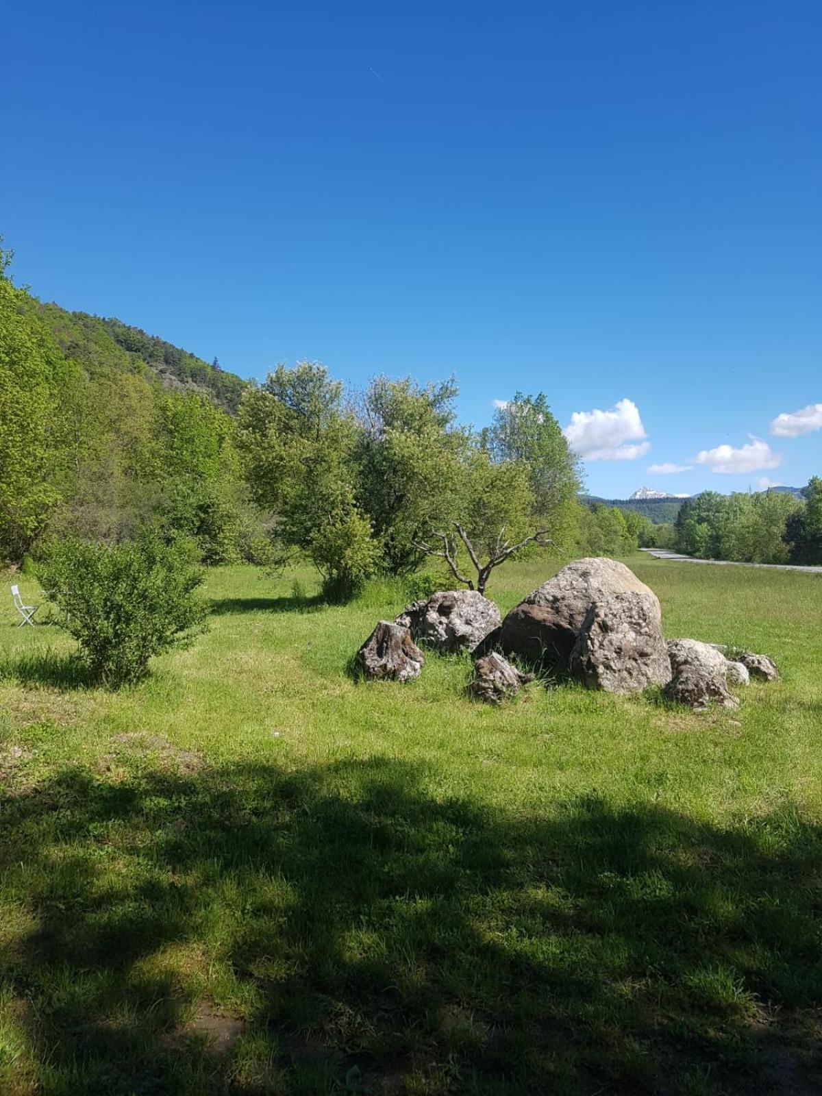 Les Gites Du Saro Chabestan Екстериор снимка